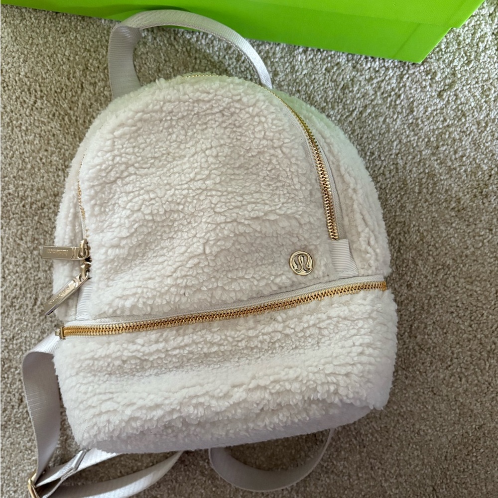 Lululemon City Adventurer Backpack Micro 3L size small